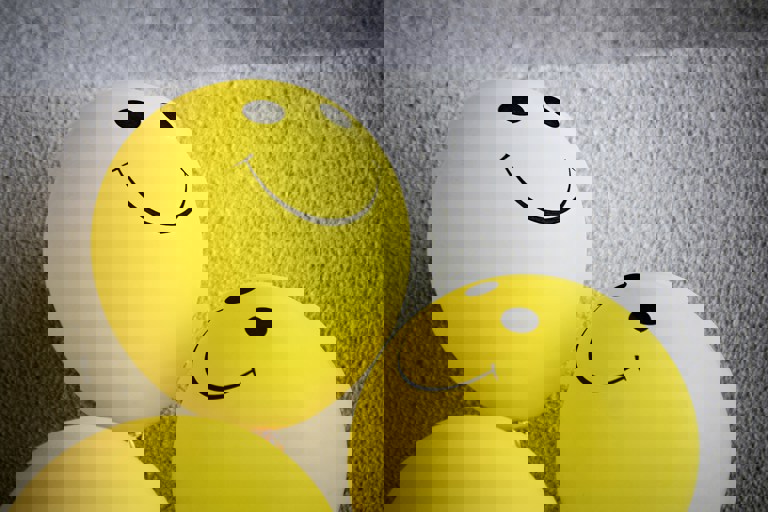 Tim Mossholder 8R Mxppeakm Unsplash